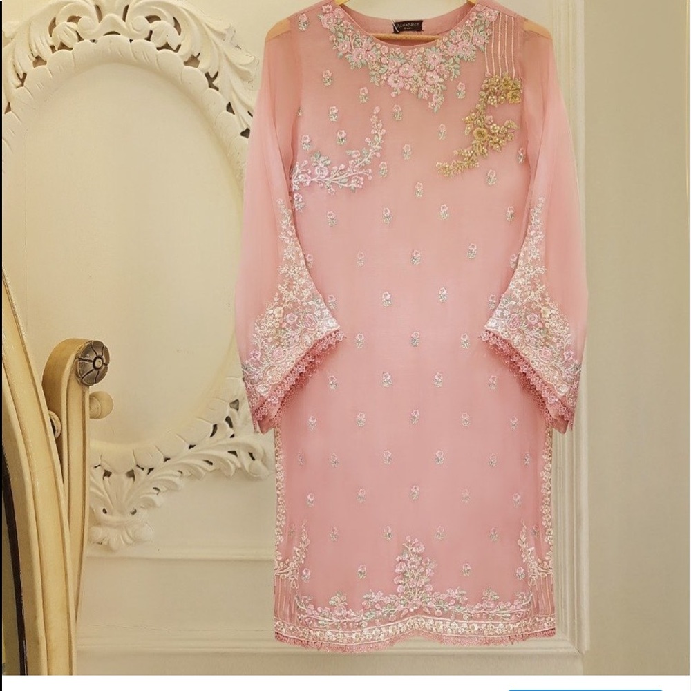 Beautiful Agha noor
